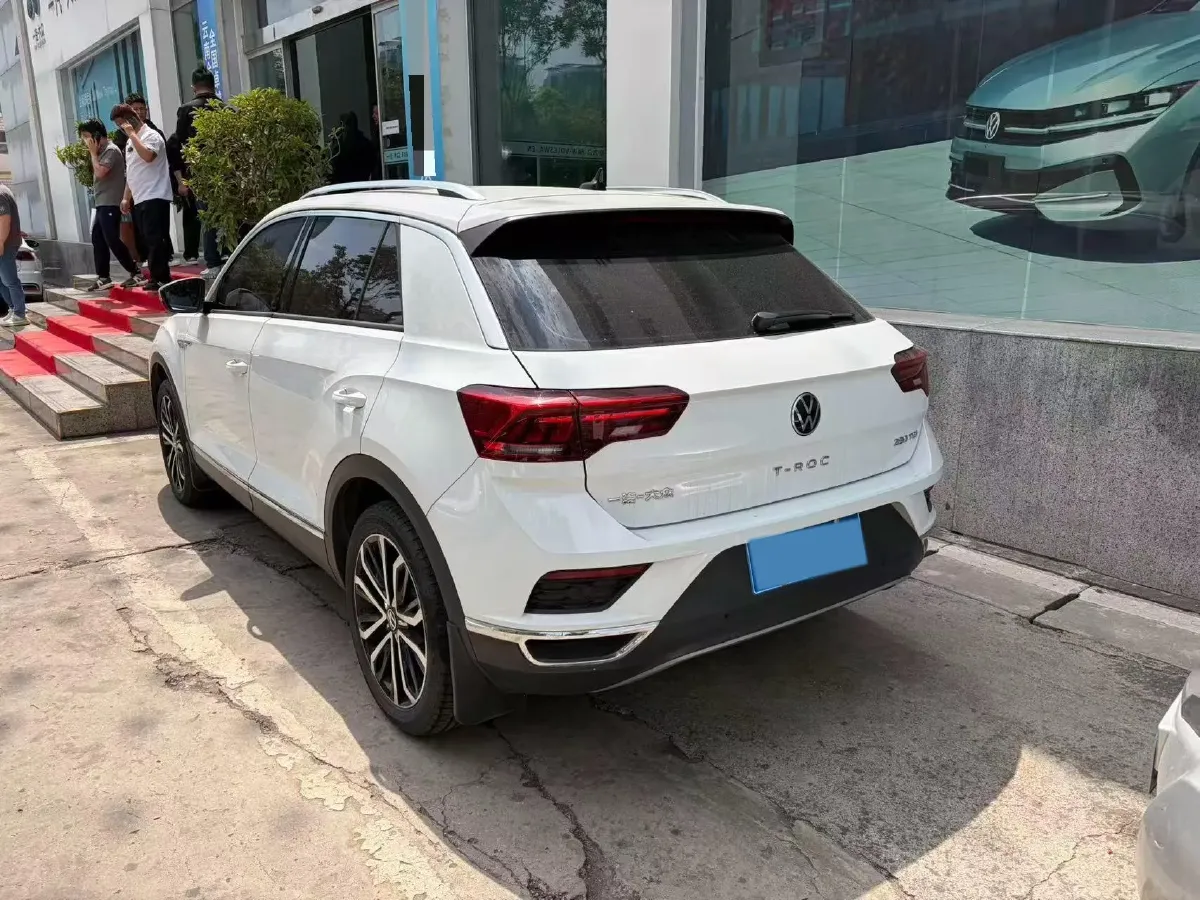 2022 Volkswagen T-Roc 1.4T 150HP L4 7DCT,autocango,china used car exporter,china ev exporter,chinese used car exporter,chinese used ev exporter