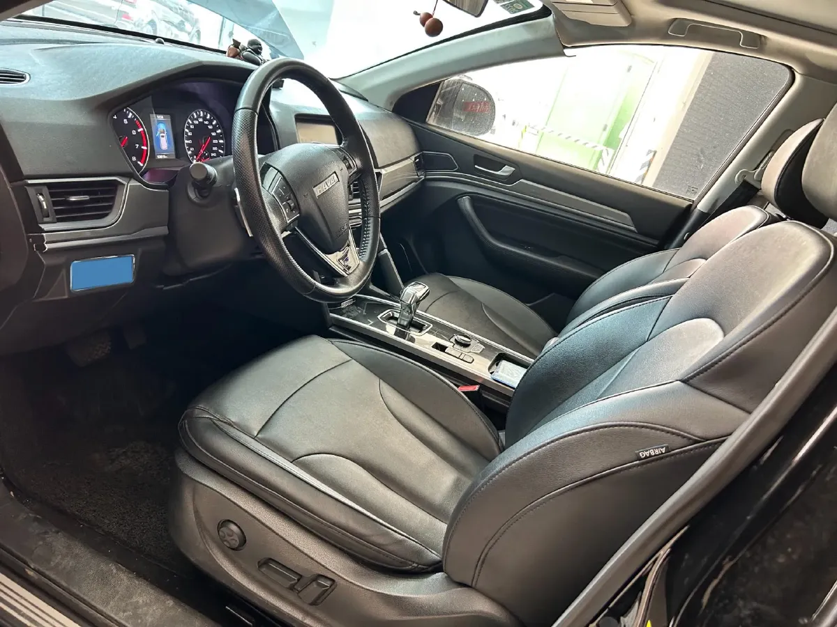 2018 Haval H6 1.5T 150HP L4 7DCT,autocango,china used car exporter,china ev exporter,chinese used car exporter,chinese used ev exporter