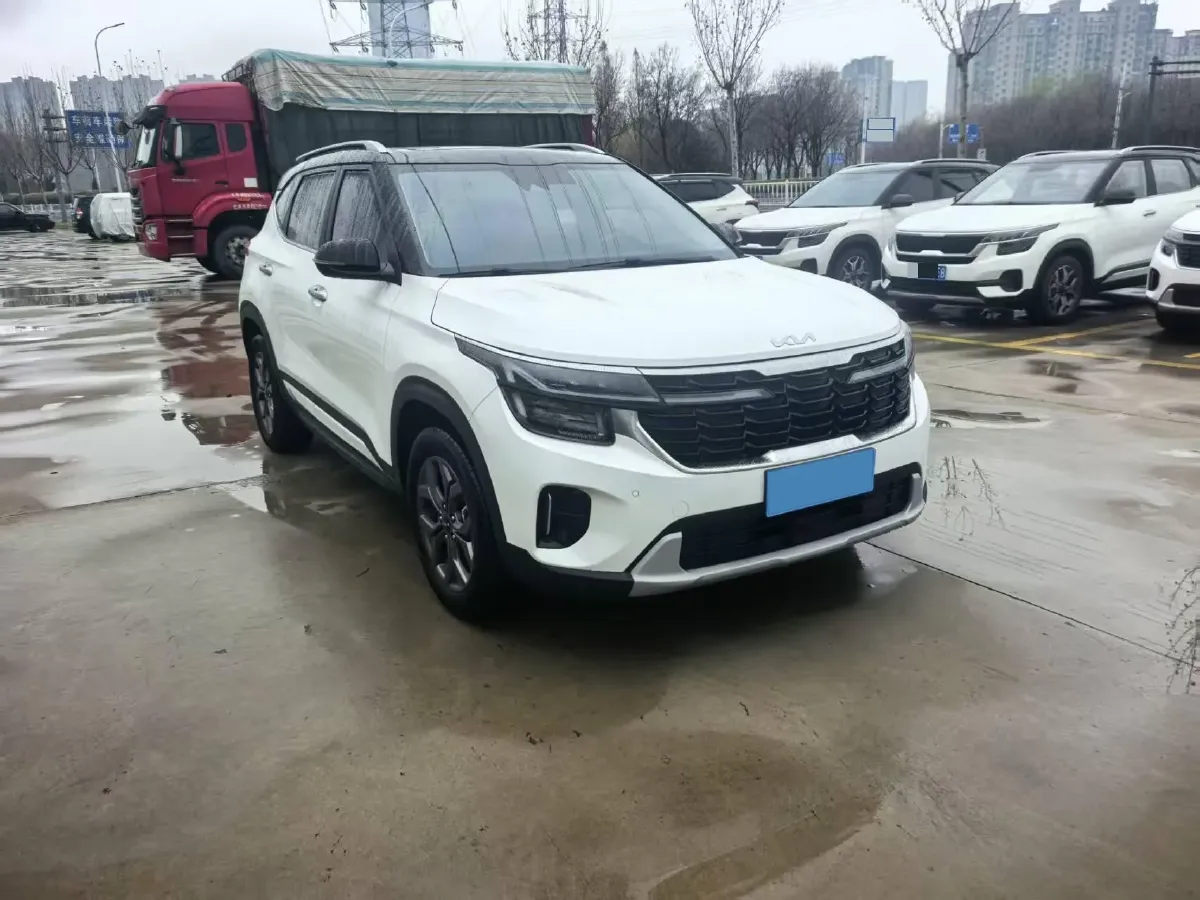 2023 Kia Seltos 1.5L 115HP L4 CVT,autocango,china used car exporter,china ev exporter,chinese used car exporter,chinese used ev exporter