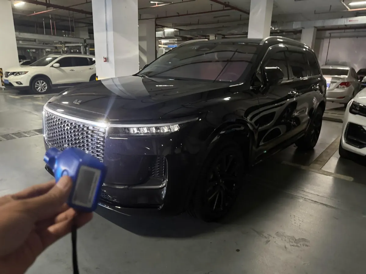 2021 Li ONE Range Extended 131HP REEV 40.5KWH,autocango,china used car exporter,china ev exporter,chinese used car exporter,chinese used ev exporter