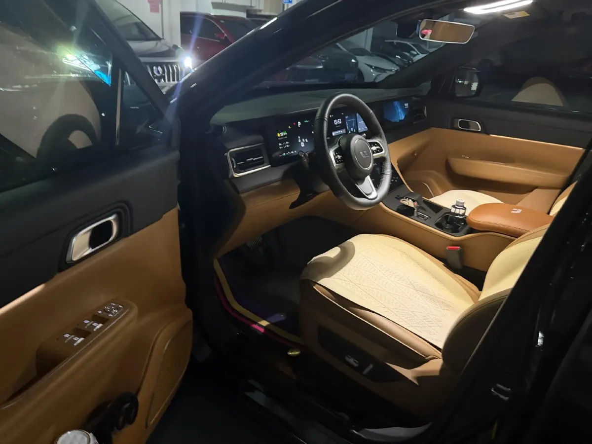 2021 Li ONE Range Extended 131HP REEV 40.5KWH,autocango,china used car exporter,china ev exporter,chinese used car exporter,chinese used ev exporter