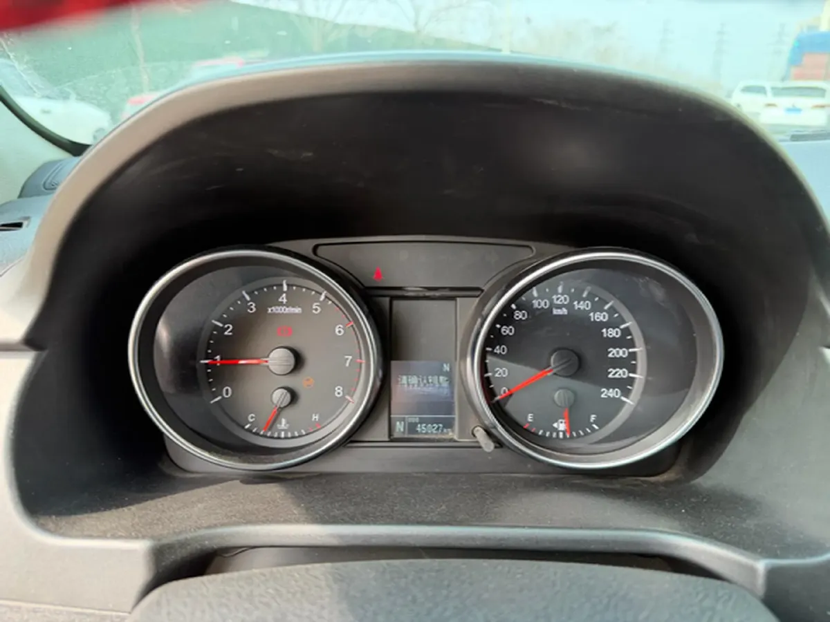 2019 Haval M6 1.5T 150HP L4 7DCT,autocango,china used car exporter,china ev exporter,chinese used car exporter,chinese used ev exporter