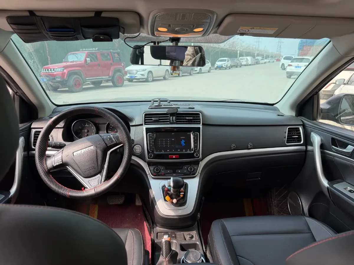 2019 Haval M6 1.5T 150HP L4 7DCT,autocango,china used car exporter,china ev exporter,chinese used car exporter,chinese used ev exporter