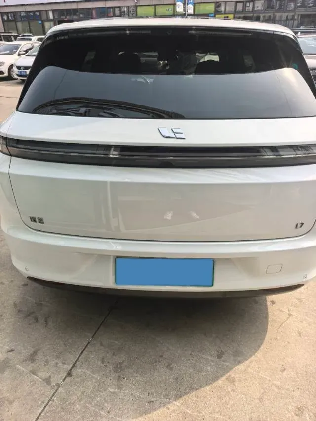 2023 Li L7 Range Extended 154HP REEV 40.9KWH,autocango,china used car exporter,china ev exporter,chinese used car exporter,chinese used ev exporter