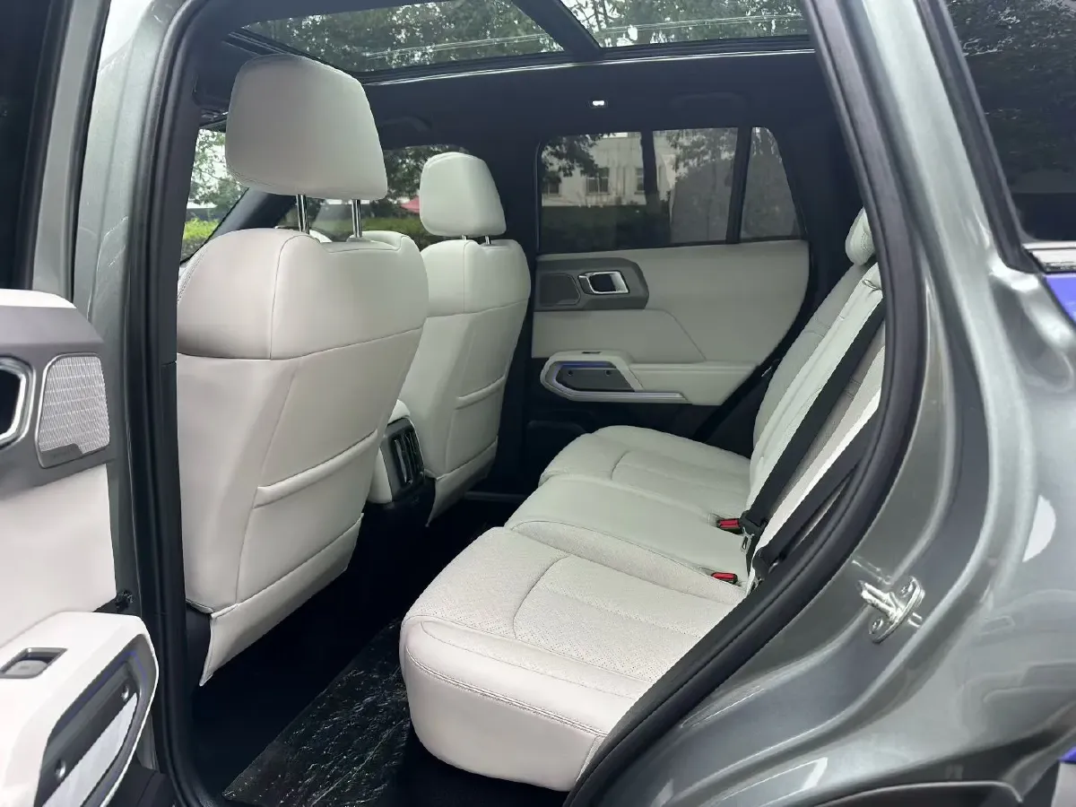 2025 FangChengBao Tai 3 BEV,autocango,china used car exporter,china ev exporter,chinese used car exporter,chinese used ev exporter