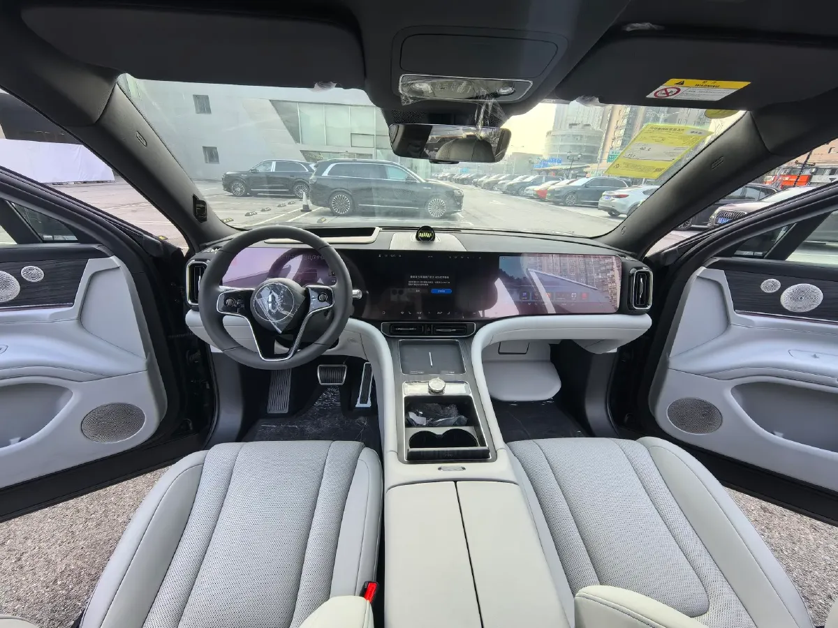 2024 AITO AITO M9 1.5T 152HP L4 REEV 42KWH,autocango,china used car exporter,china ev exporter,chinese used car exporter,chinese used ev exporter