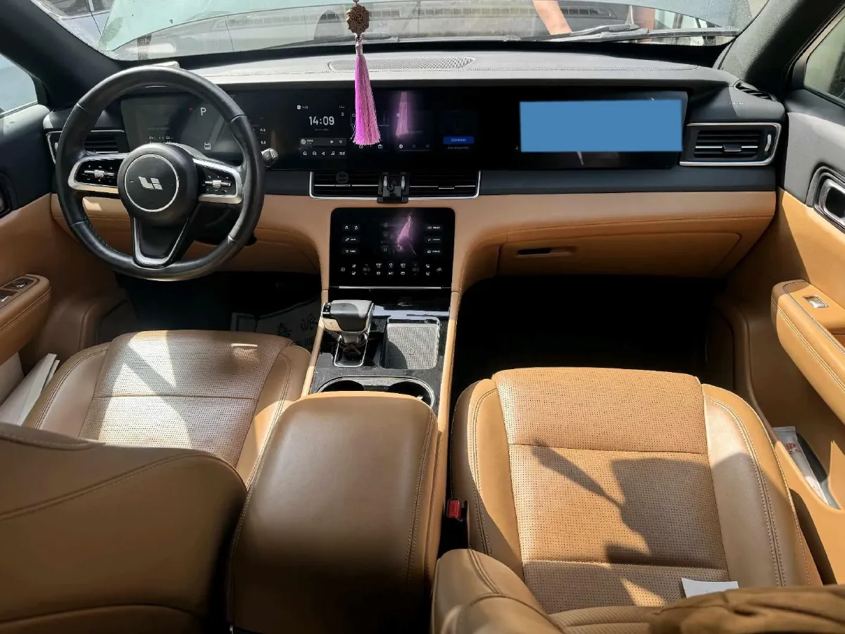 2021 Li ONE Range Extended 131HP REEV 40.5KWH,autocango,china used car exporter,china ev exporter,chinese used car exporter,chinese used ev exporter