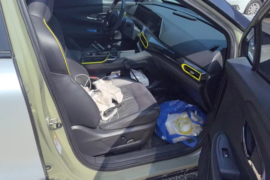 2022 ChangAn UNI-T 1.5T 188HP L4 7DCT,autocango,china used car exporter,china ev exporter,chinese used car exporter,chinese used ev exporter