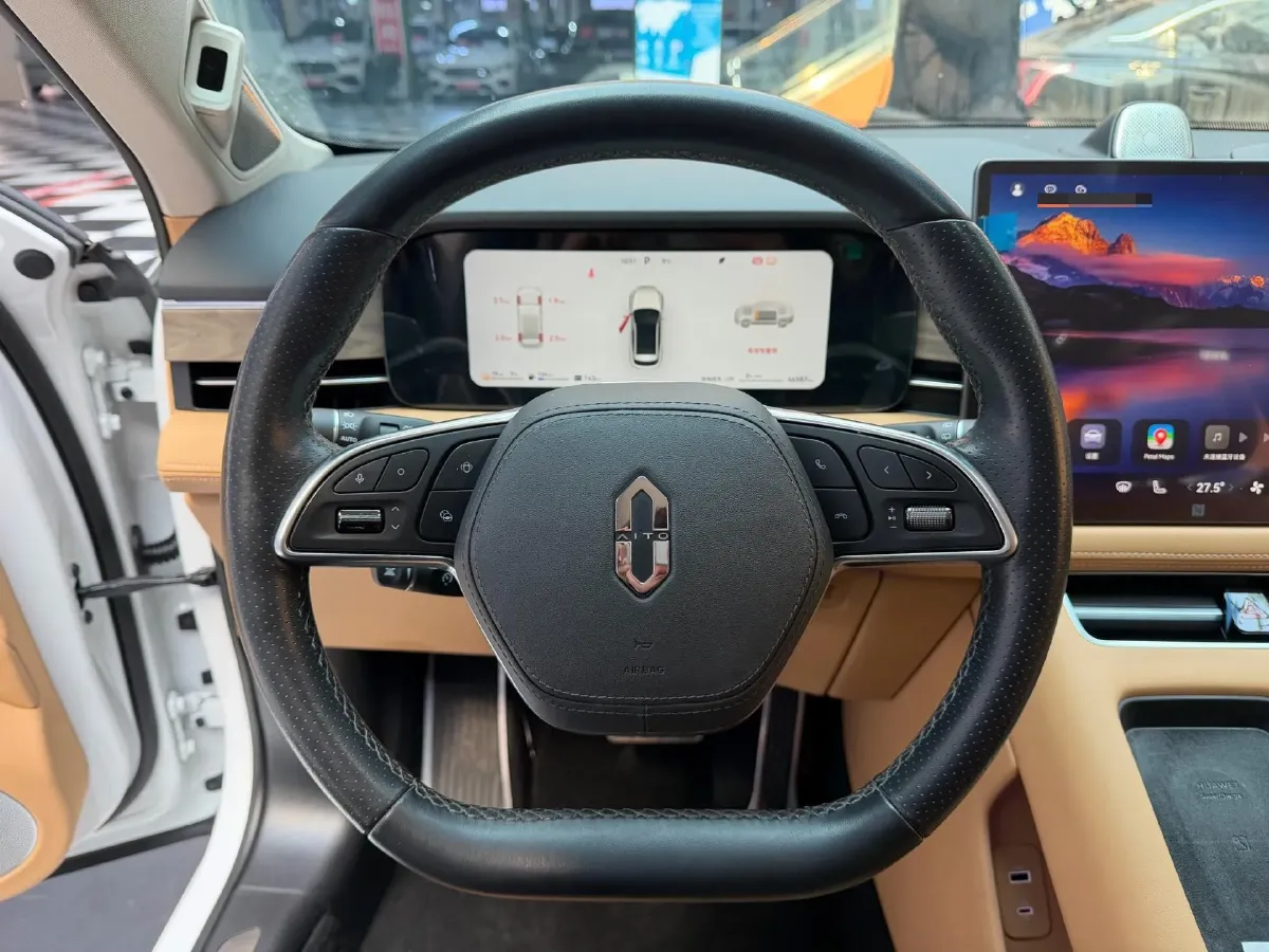 2022 JMC YuHu 7 2.0T 141HP L4 8AT,autocango,china used car exporter,china ev exporter,chinese used car exporter,chinese used ev exporter