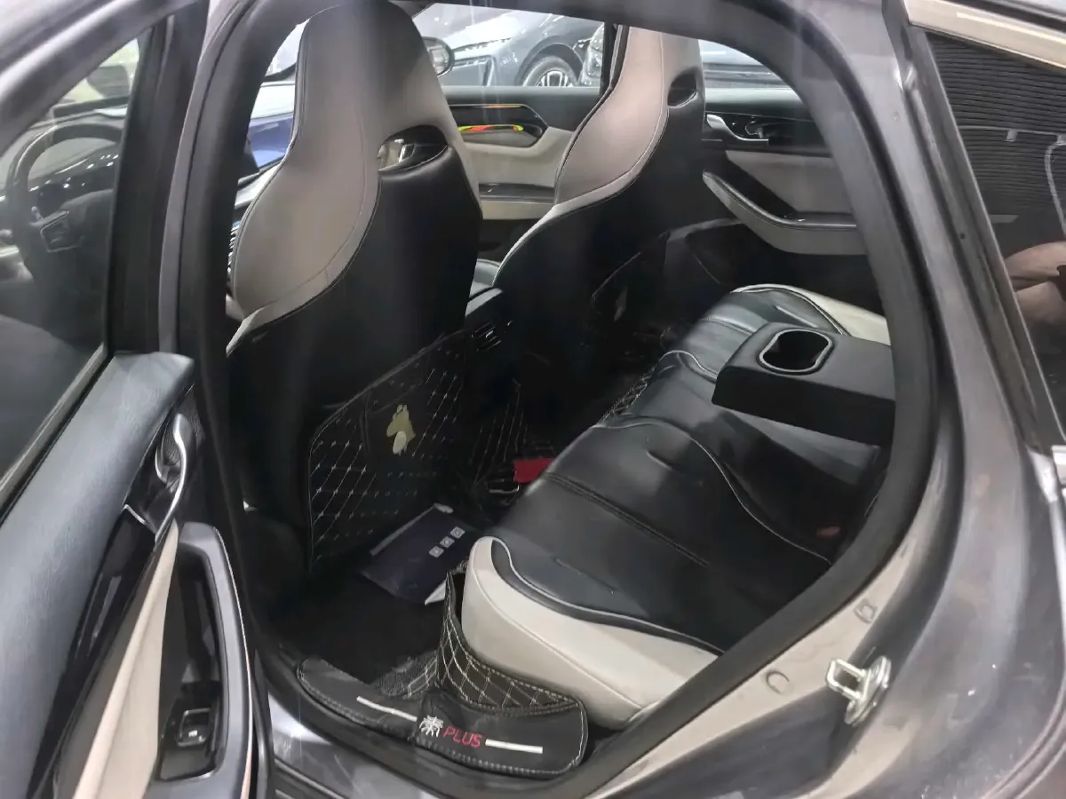 2021 Haval F7 1.5T 169HP L4 7DCT,autocango,china used car exporter,china ev exporter,chinese used car exporter,chinese used ev exporter