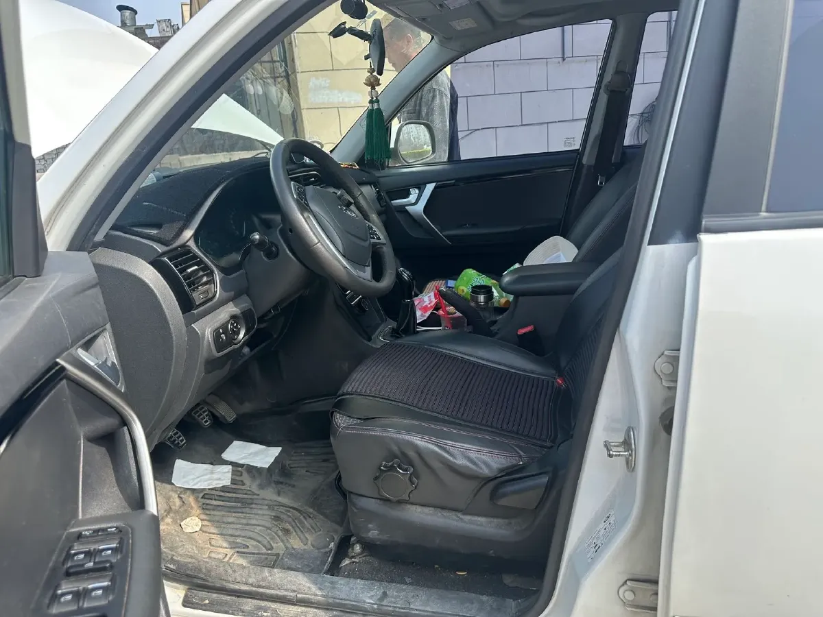 2018 Chery Tiggo 3 1.6L 126HP L4 5MT,autocango,china used car exporter,china ev exporter,chinese used car exporter,chinese used ev exporter