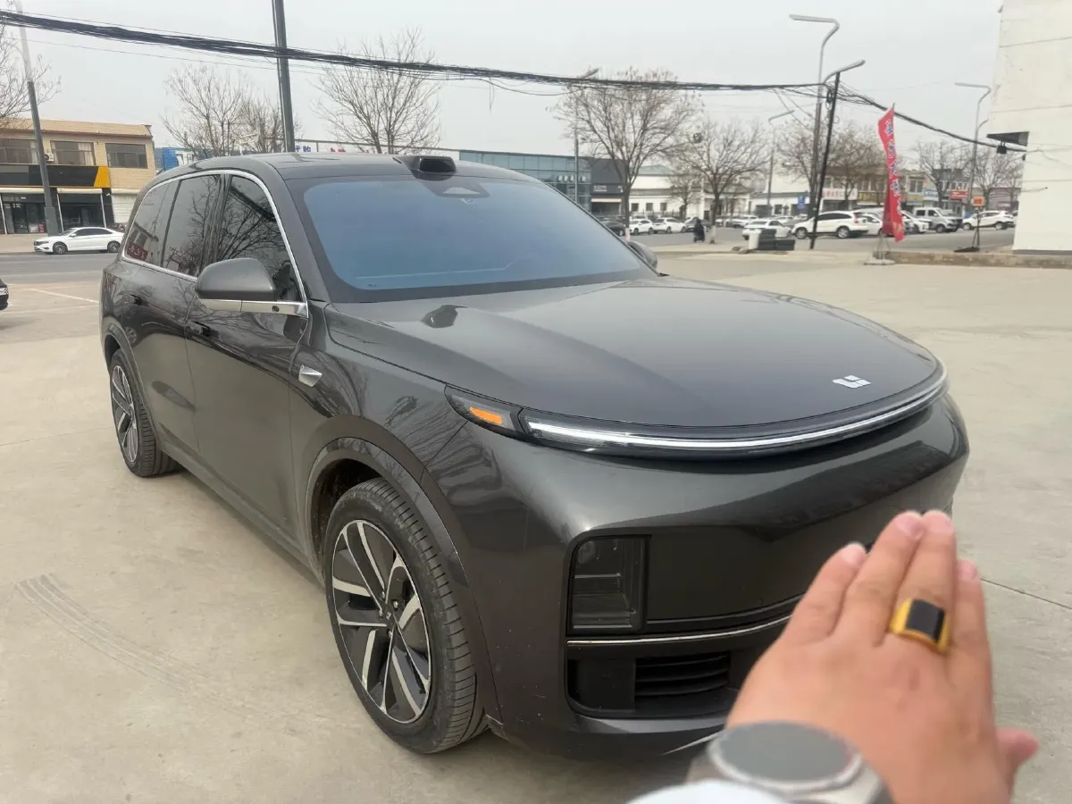 2023 Li L9 Range Extended 154HP REEV 42.6KWH,autocango,china used car exporter,china ev exporter,chinese used car exporter,chinese used ev exporter