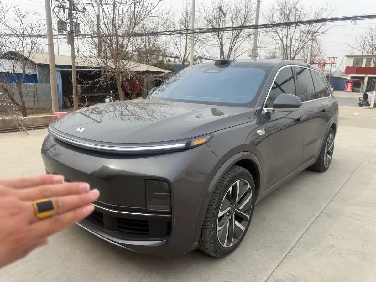 2023 Li L9 Range Extended 154HP REEV 42.6KWH,autocango,china used car exporter,china ev exporter,chinese used car exporter,chinese used ev exporter