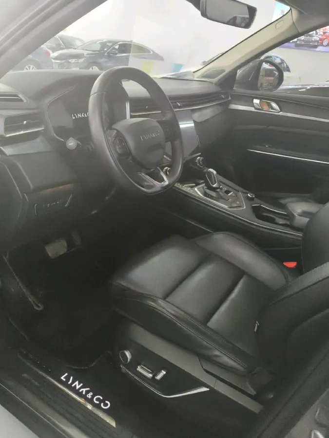 2021 LYNK&CO 01 2.0T 218HP L4 8AT,autocango,china used car exporter,china ev exporter,chinese used car exporter,chinese used ev exporter