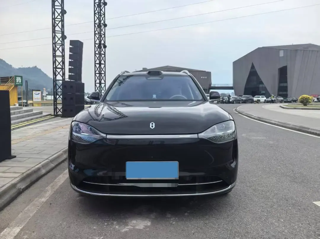 2024 AITO AITO M9 1.5T 152HP L4 REEV 42KWH,autocango,china used car exporter,china ev exporter,chinese used car exporter,chinese used ev exporter