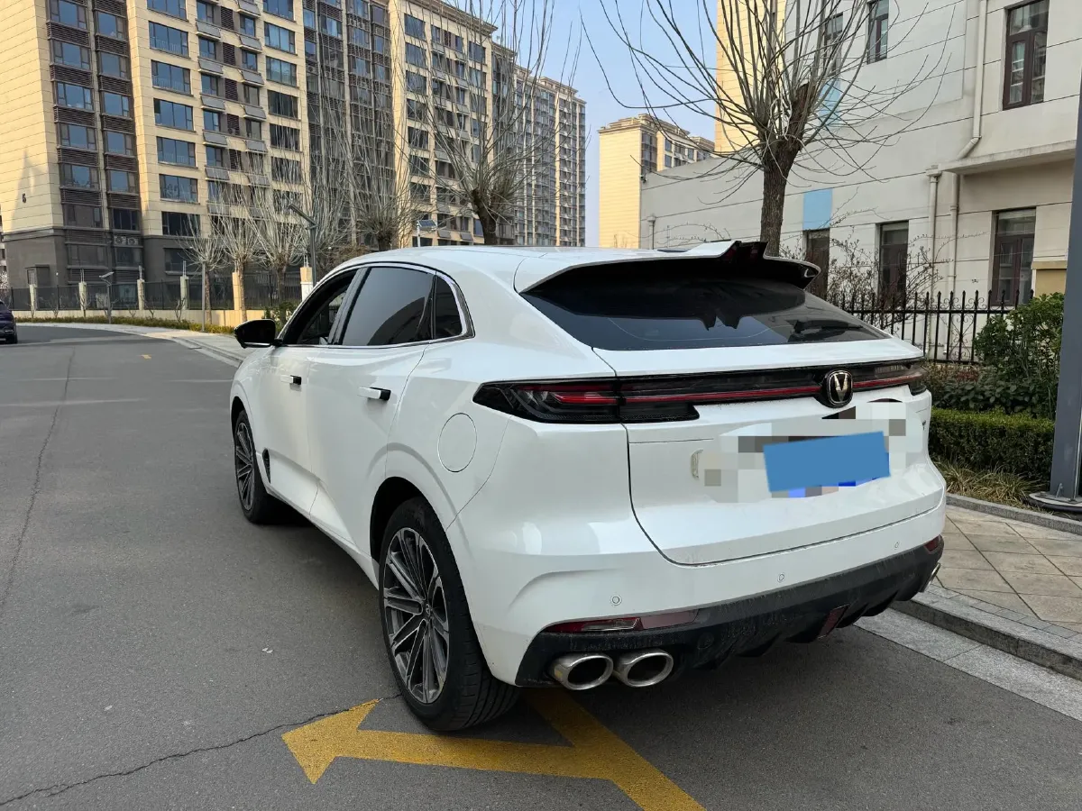2024 ChangAn UNI-K 2.0T 233HP L4 8AT,autocango,china used car exporter,china ev exporter,chinese used car exporter,chinese used ev exporter