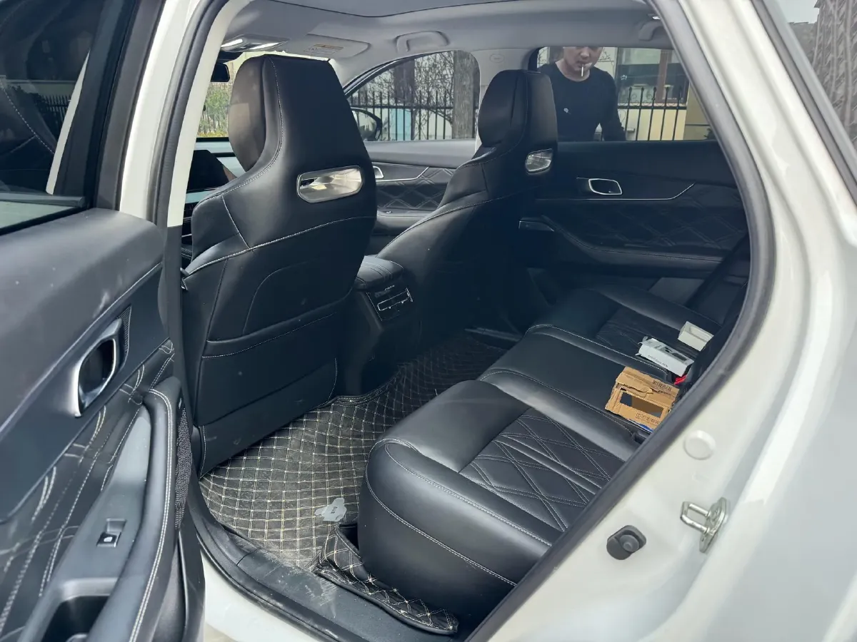 2024 ChangAn UNI-K 2.0T 233HP L4 8AT,autocango,china used car exporter,china ev exporter,chinese used car exporter,chinese used ev exporter