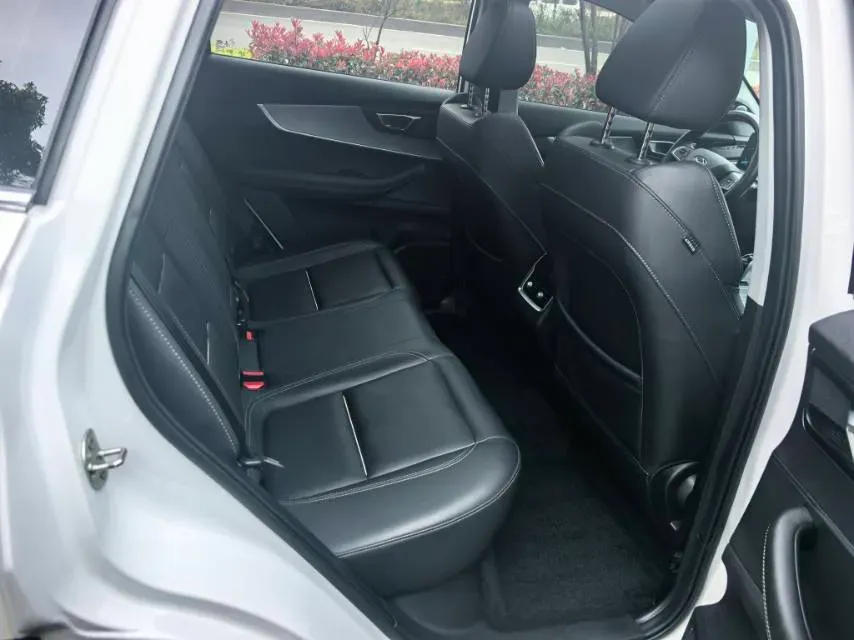 2021 Chery Tiggo 7 Plus 1.5T 156HP L4 CVT,autocango,china used car exporter,china ev exporter,chinese used car exporter,chinese used ev exporter