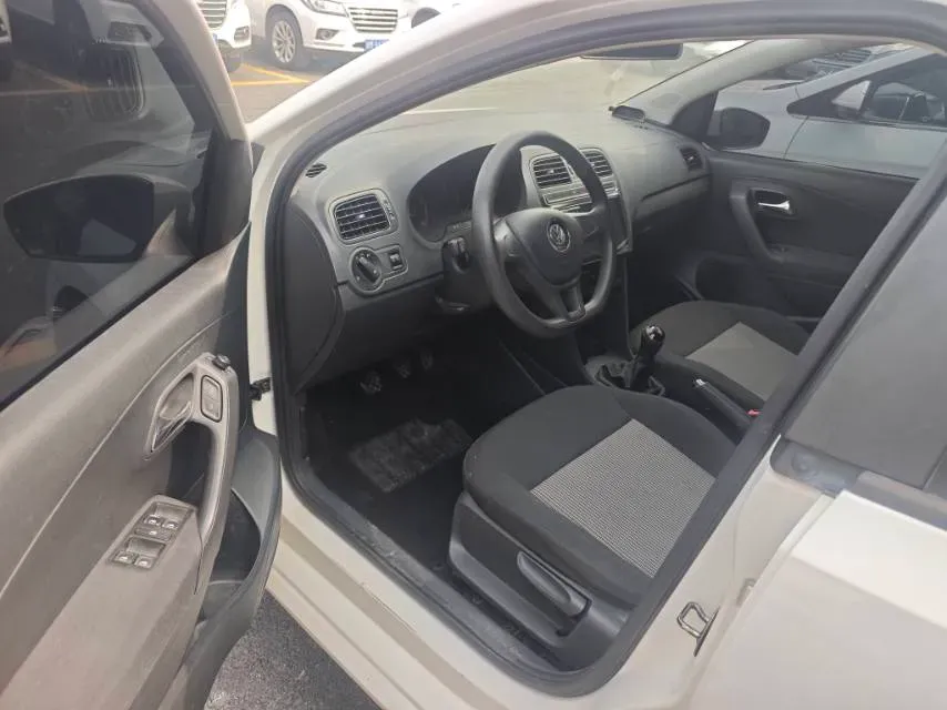 2016 Volkswagen Polo 1.4L 90HP L4 5MT,autocango,china used car exporter,china ev exporter,chinese used car exporter,chinese used ev exporter