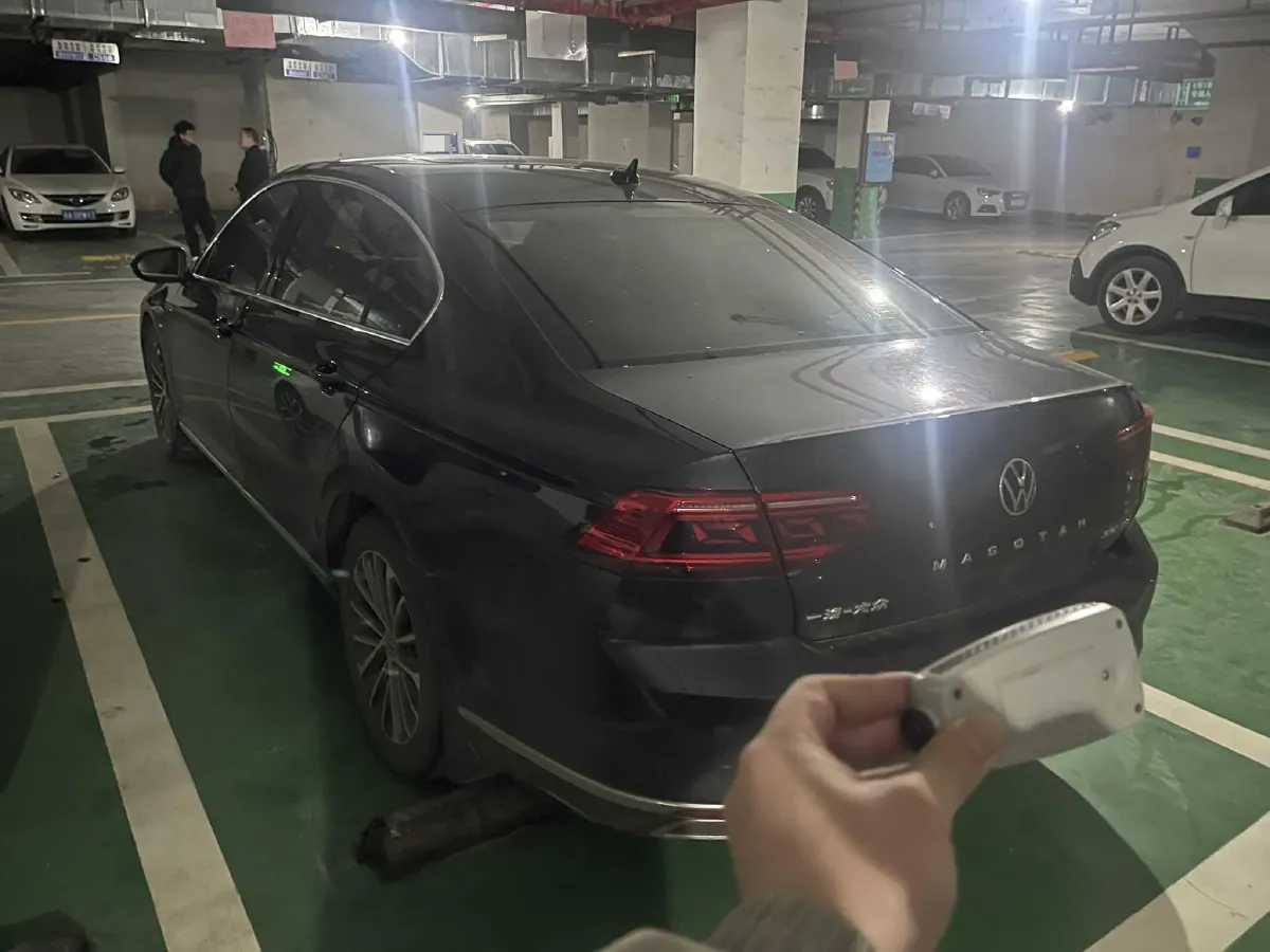 2020 Volkswagen Magotan 2.0T 186HP L4 7DCT,autocango,china used car exporter,china ev exporter,chinese used car exporter,chinese used ev exporter