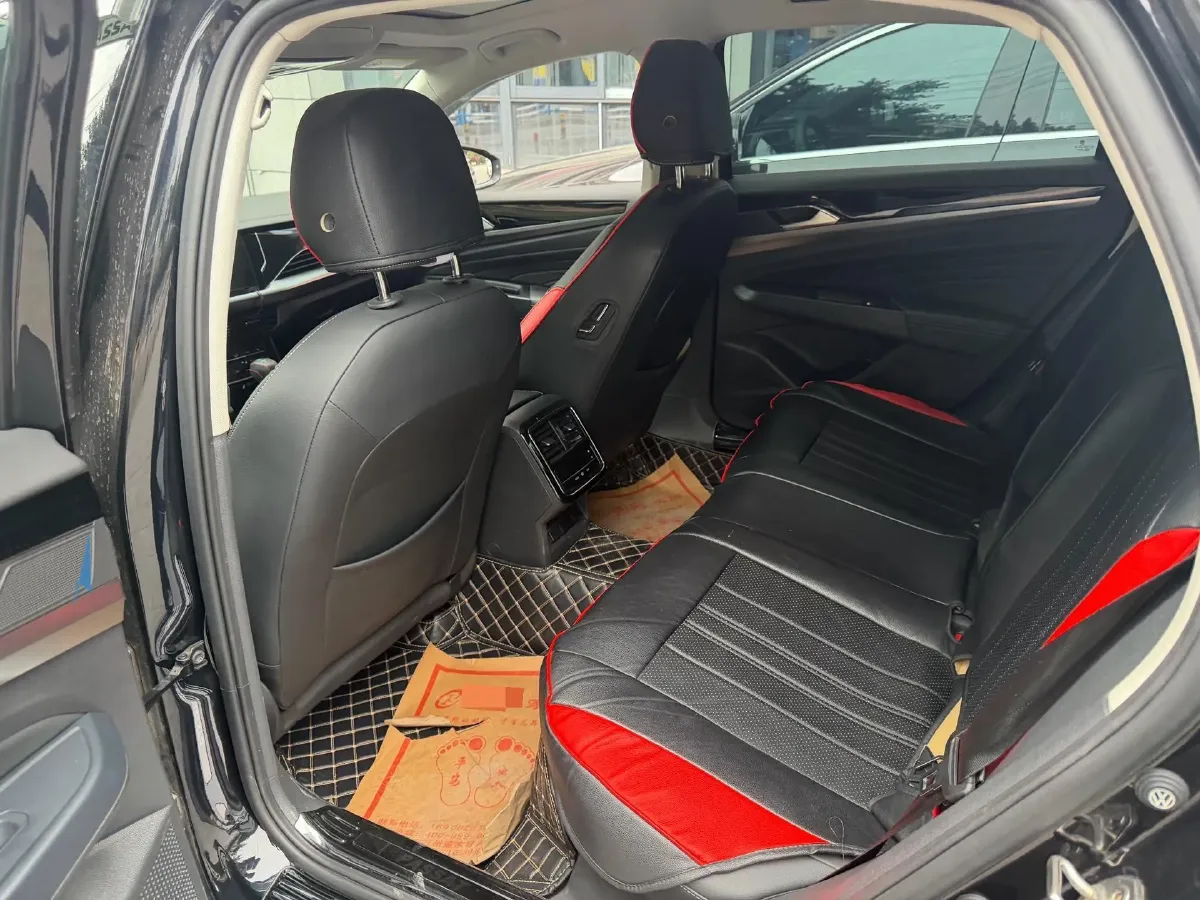 2023 Volkswagen Passat 2.0T 186HP L4 7DCT,autocango,china used car exporter,china ev exporter,chinese used car exporter,chinese used ev exporter