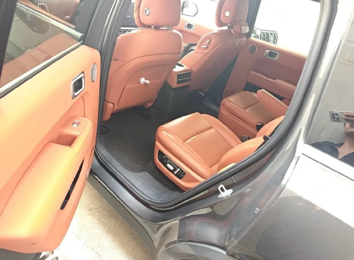 2022 Li L9 Range Extended 154HP REEV 42.6KWH,autocango,china used car exporter,china ev exporter,chinese used car exporter,chinese used ev exporter