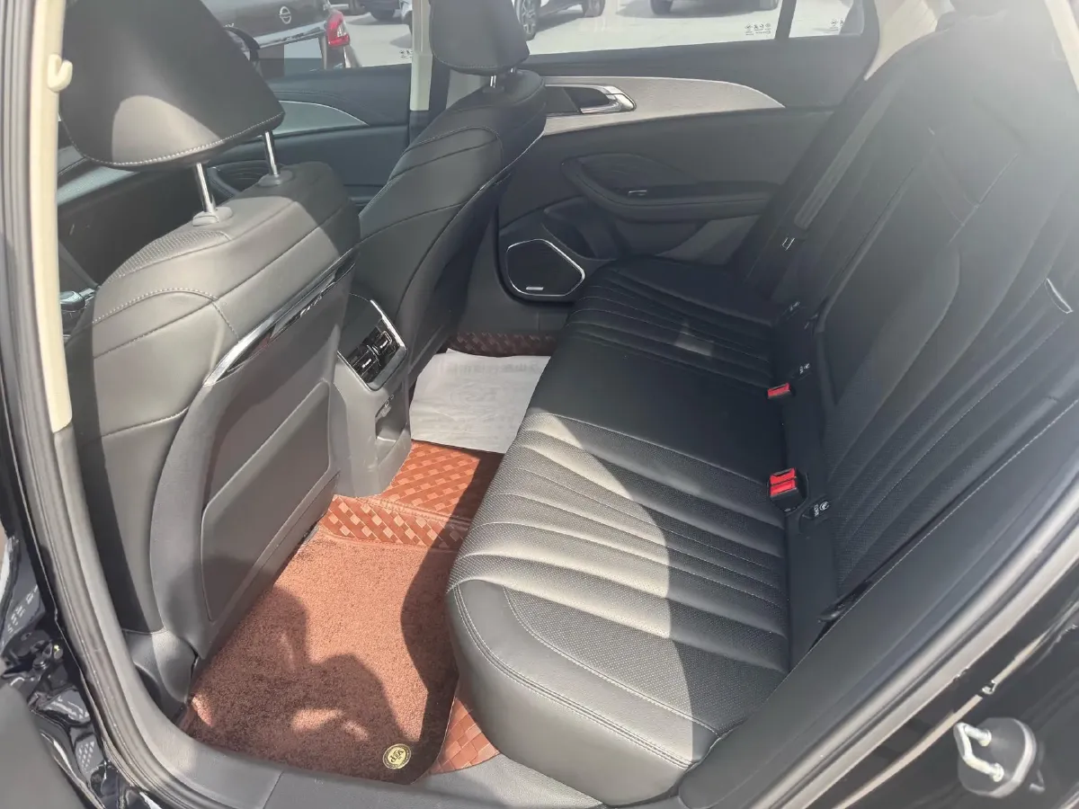 2024 HongQi H5 1.5T 169HP L4 7DCT,autocango,china used car exporter,china ev exporter,chinese used car exporter,chinese used ev exporter