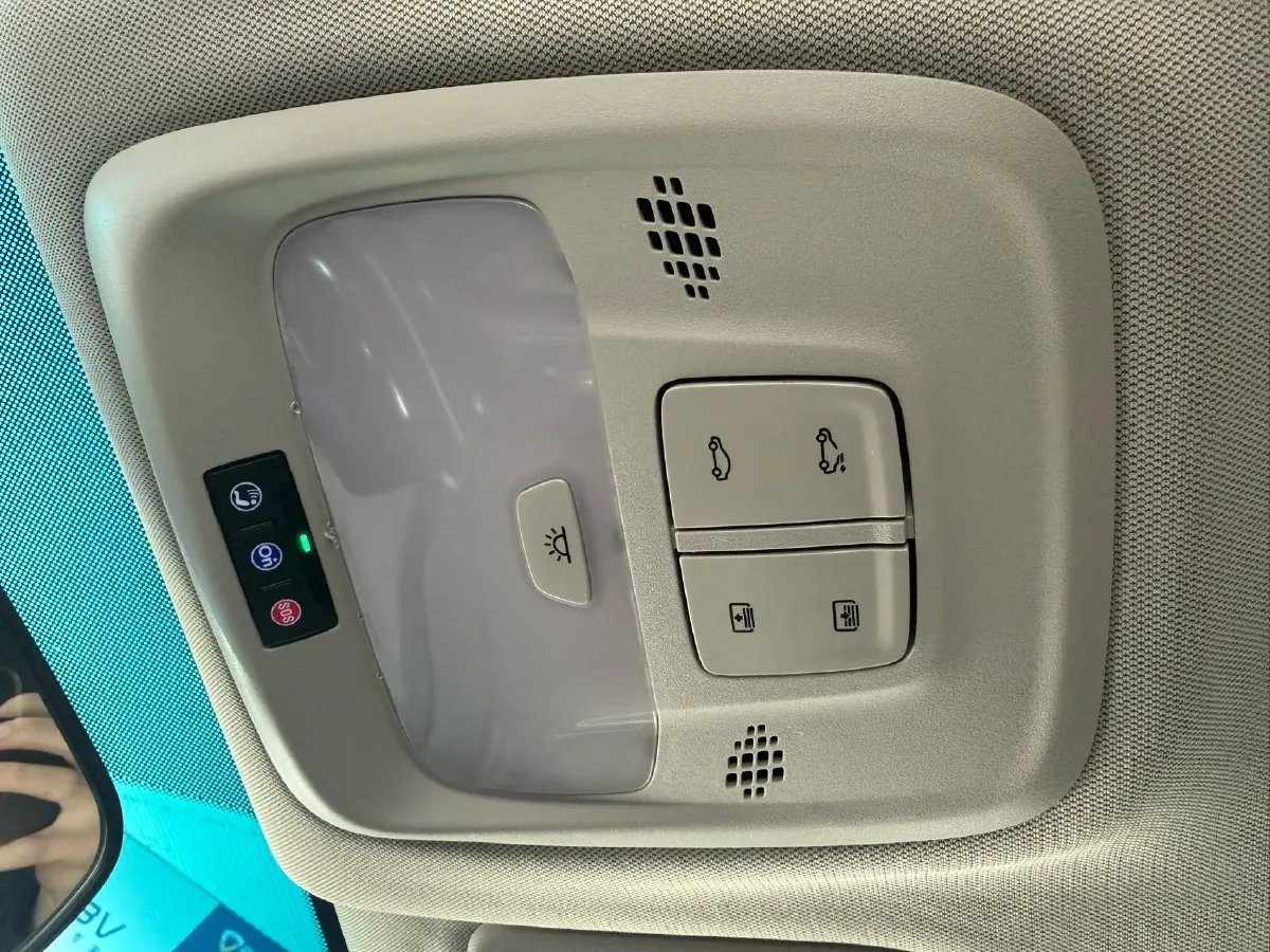 2020 Chevrolet Orlando 1.3T 163HP L3 6AT,autocango,china used car exporter,china ev exporter,chinese used car exporter,chinese used ev exporter