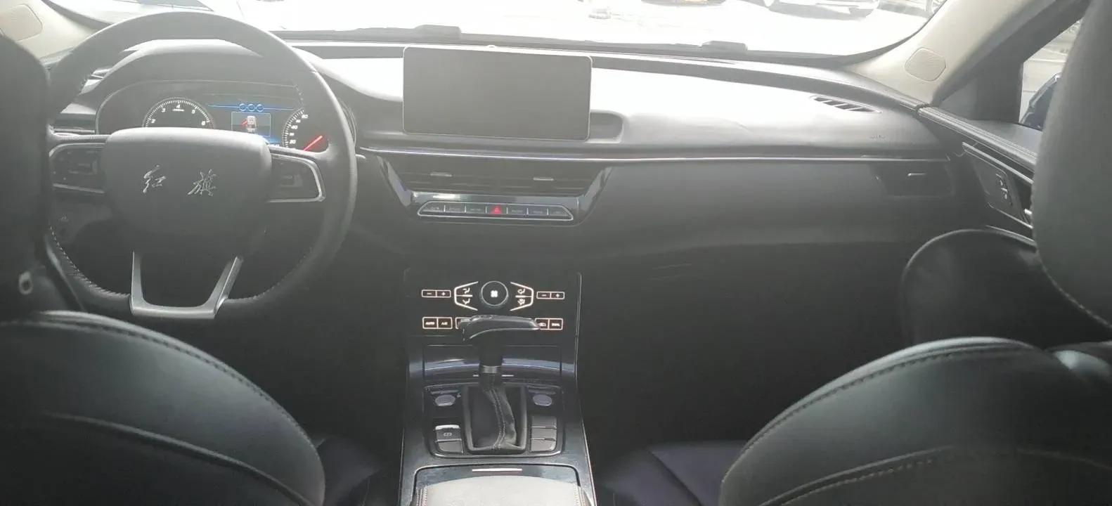 2019 HongQi H5 1.8T 180HP L4 6AT,autocango,china used car exporter,china ev exporter,chinese used car exporter,chinese used ev exporter