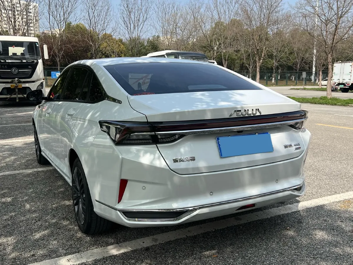 2024 DongFeng Aeolus YiXuan MAX 1.5T 197HP L4 7DCT,autocango,china used car exporter,china ev exporter,chinese used car exporter,chinese used ev exporter