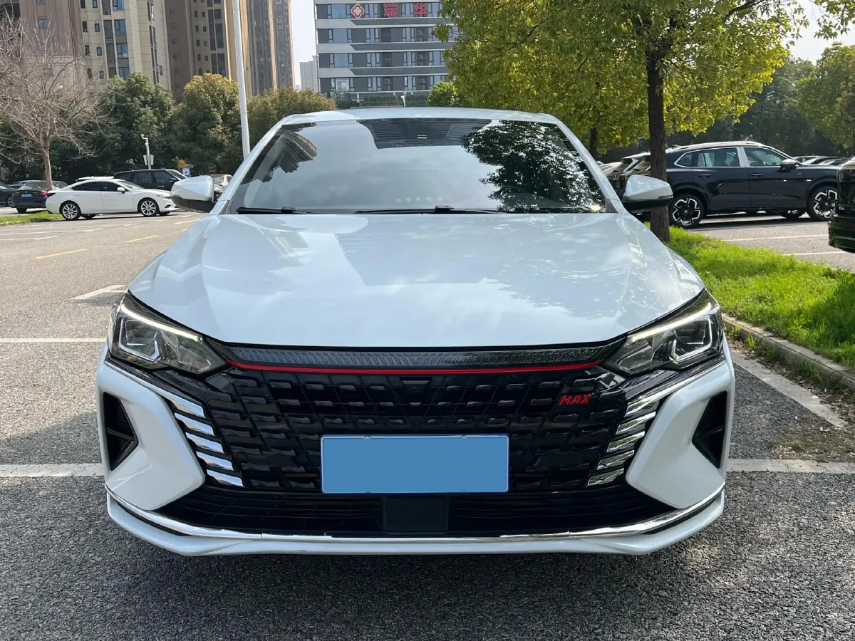 2024 DongFeng Aeolus YiXuan MAX 1.5T 197HP L4 7DCT,autocango,china used car exporter,china ev exporter,chinese used car exporter,chinese used ev exporter