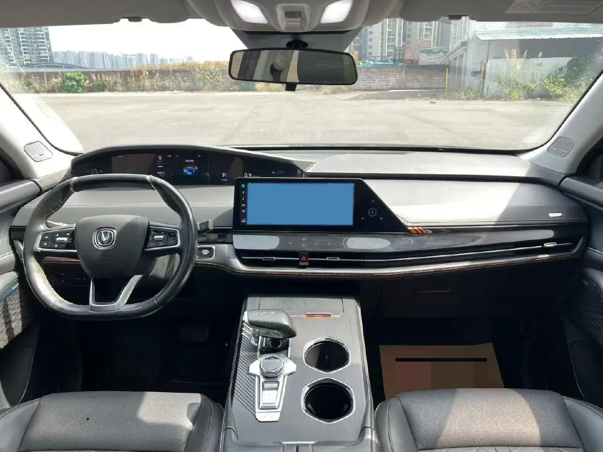 2021 ChangAn UNI-K 2.0T 233HP L4 8AT,autocango,china used car exporter,china ev exporter,chinese used car exporter,chinese used ev exporter