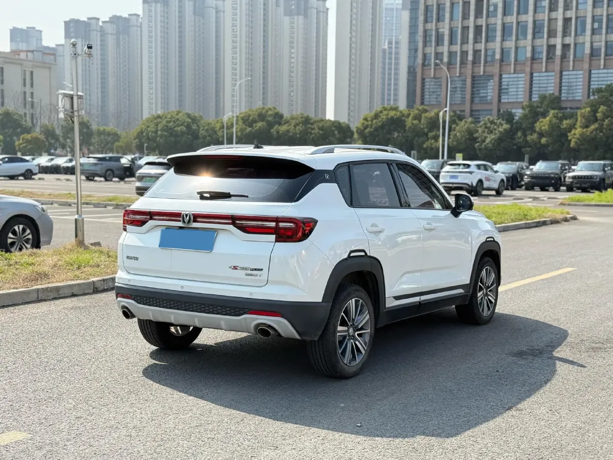 2019 ChangAn CS35 Plus 1.4T 158HP L4 7DCT,autocango,china used car exporter,china ev exporter,chinese used car exporter,chinese used ev exporter