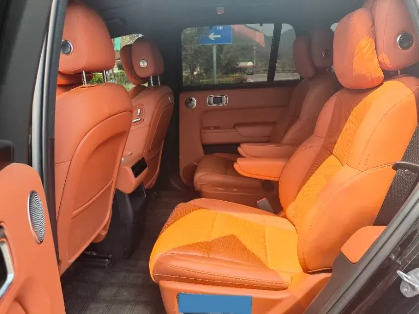 2024 Volvo S60 2.0T 197HP L4 7DCT,autocango,china used car exporter,china ev exporter,chinese used car exporter,chinese used ev exporter