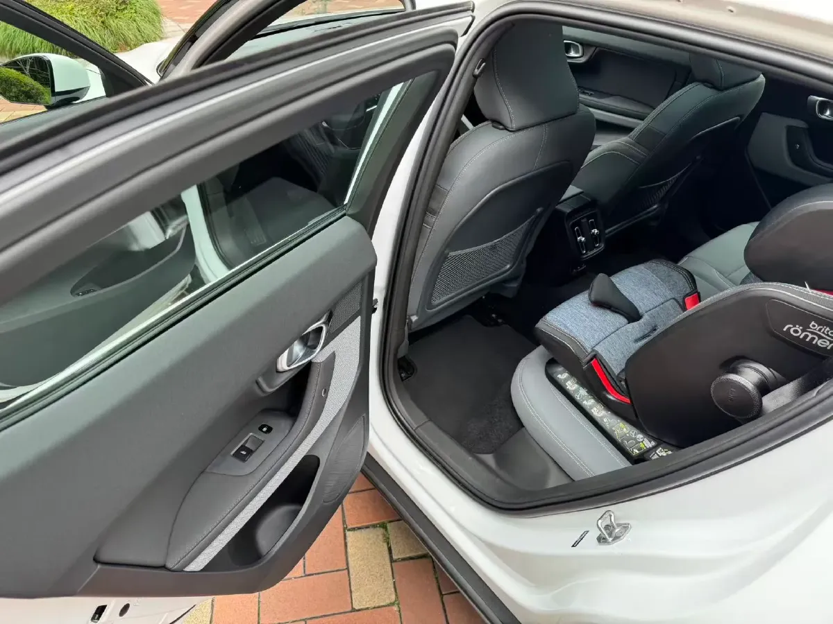 2021 Honda Breeze 2.0L 146HP L4 E-CVT Hybrid,autocango,china used car exporter,china ev exporter,chinese used car exporter,chinese used ev exporter