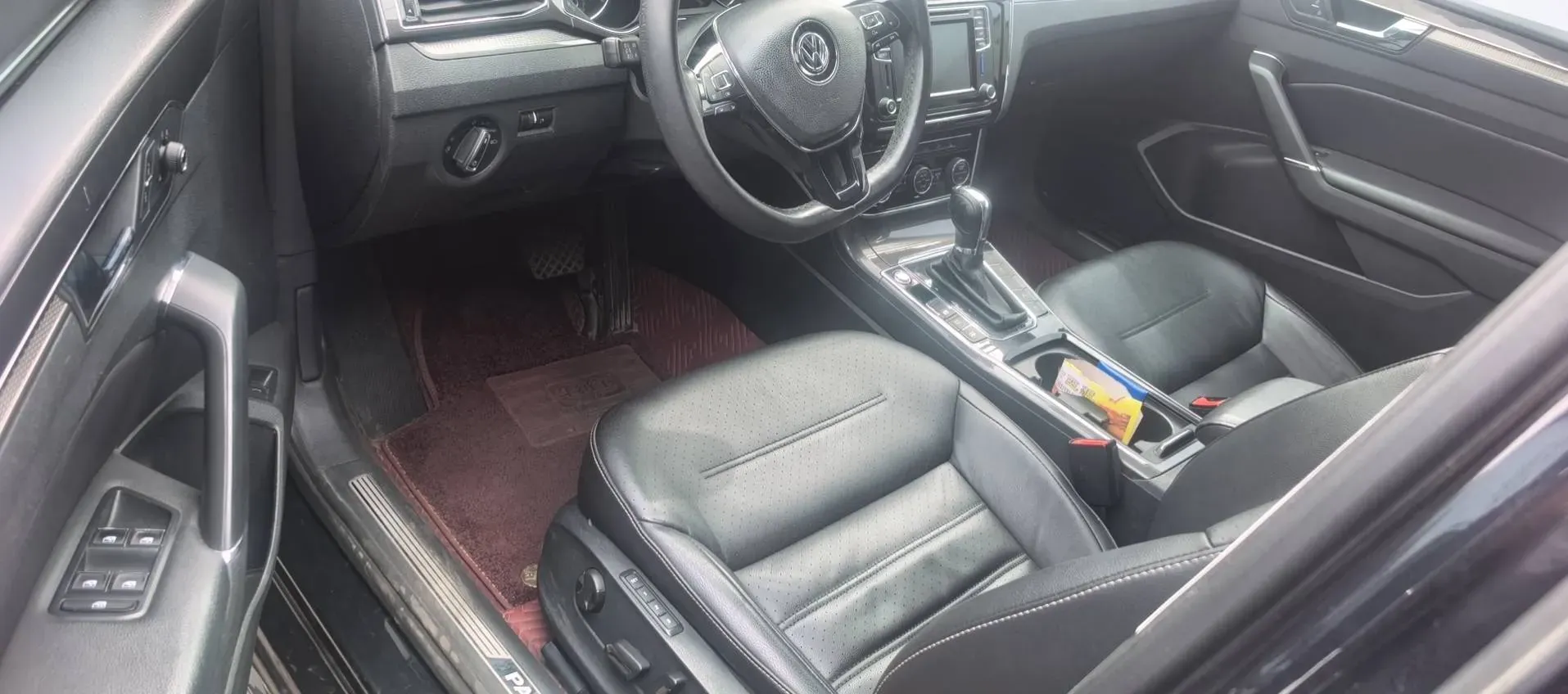 2017 Volkswagen Passat 1.8T 180HP L4 7DCT,autocango,china used car exporter,china ev exporter,chinese used car exporter,chinese used ev exporter