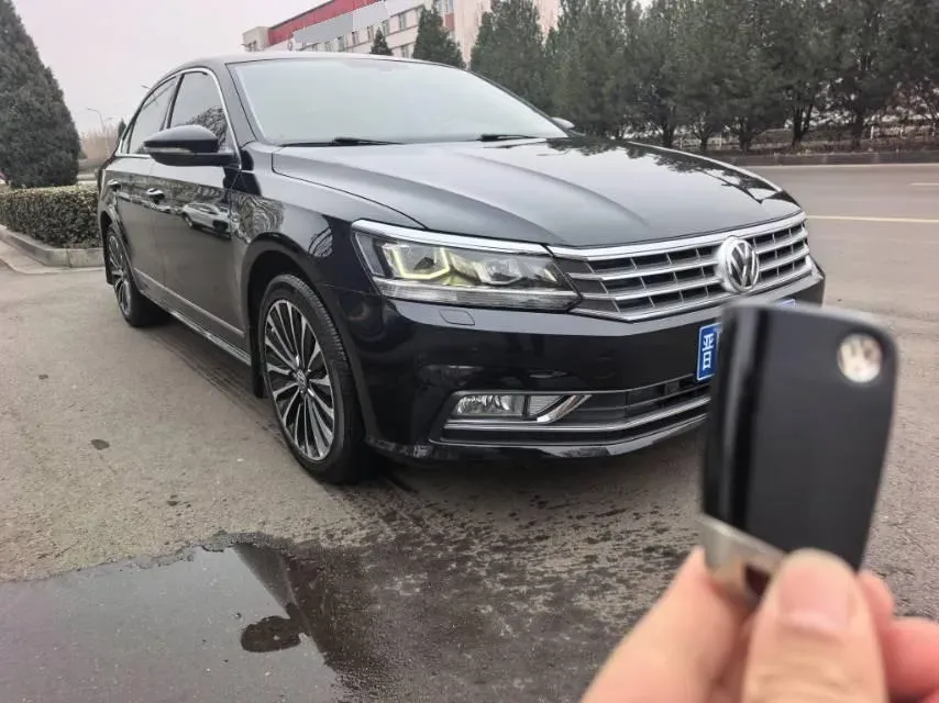 2017 Volkswagen Passat 1.8T 180HP L4 7DCT,autocango,china used car exporter,china ev exporter,chinese used car exporter,chinese used ev exporter