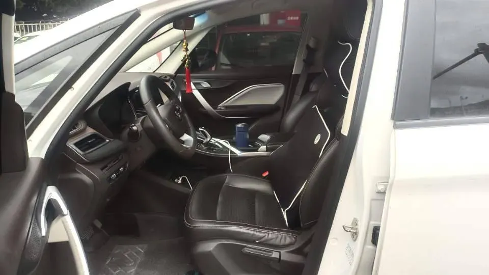 2021 Livan Maple 80v BEV 53KWH,autocango,china used car exporter,china ev exporter,chinese used car exporter,chinese used ev exporter