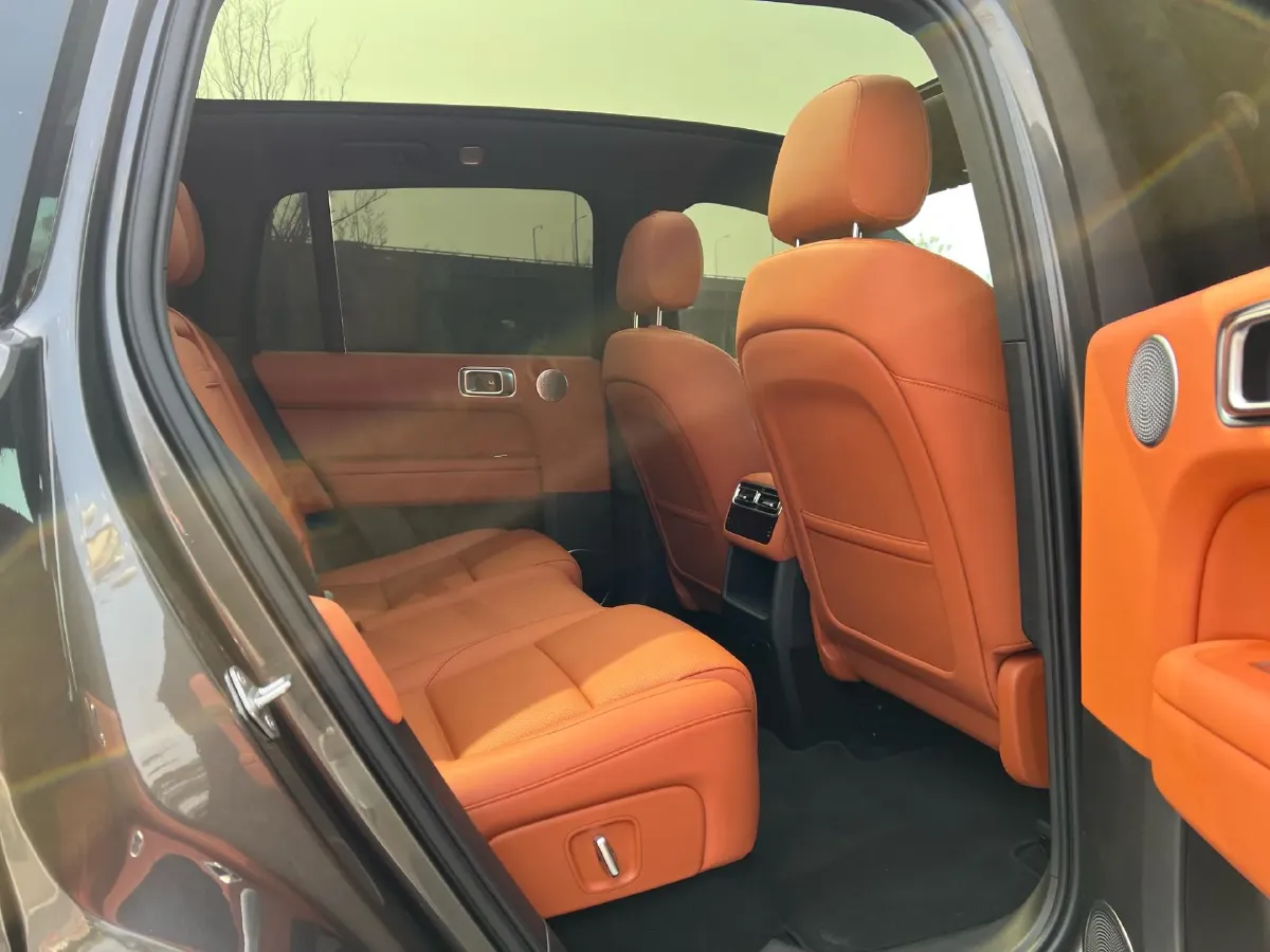 2024 Li L6 Range Extended 154HP L4 REEV 36.8KWH,autocango,china used car exporter,china ev exporter,chinese used car exporter,chinese used ev exporter