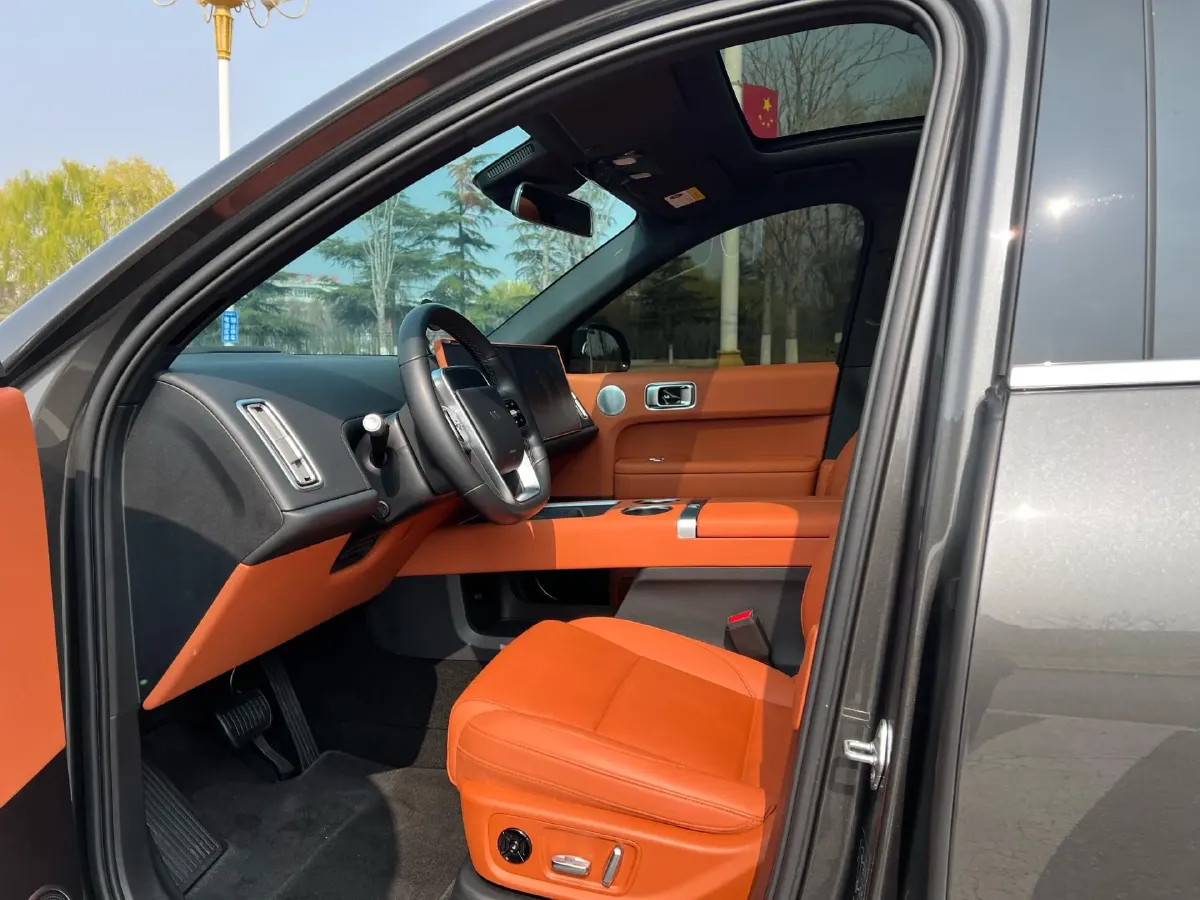 2024 Li L6 Range Extended 154HP L4 REEV 36.8KWH,autocango,china used car exporter,china ev exporter,chinese used car exporter,chinese used ev exporter