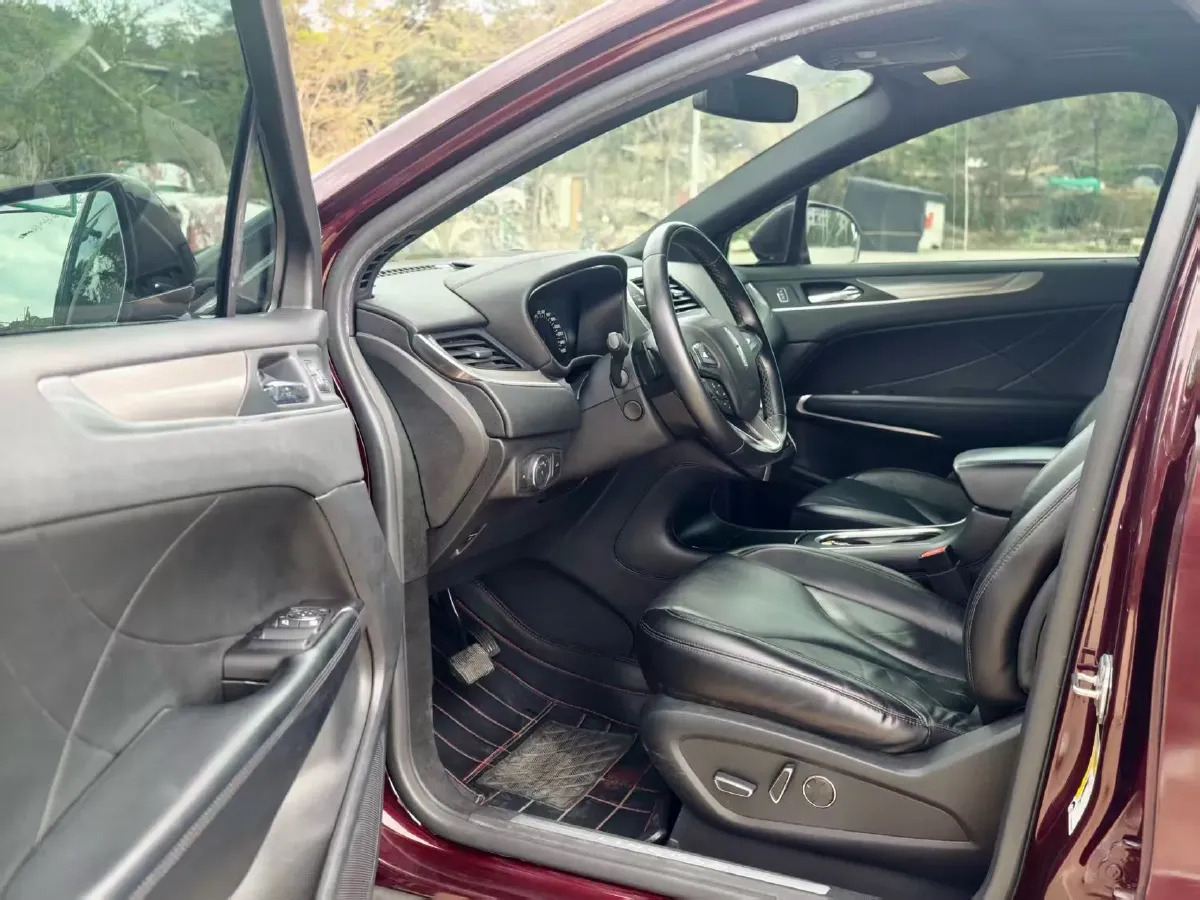 2019 Lincoln MKC 2.0T 203HP L4 6AT,autocango,china used car exporter,china ev exporter,chinese used car exporter,chinese used ev exporter