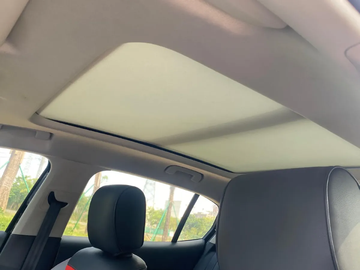 2017 Citroen C5 Aircross 1.6T 167HP L4 6AT,autocango,china used car exporter,china ev exporter,chinese used car exporter,chinese used ev exporter