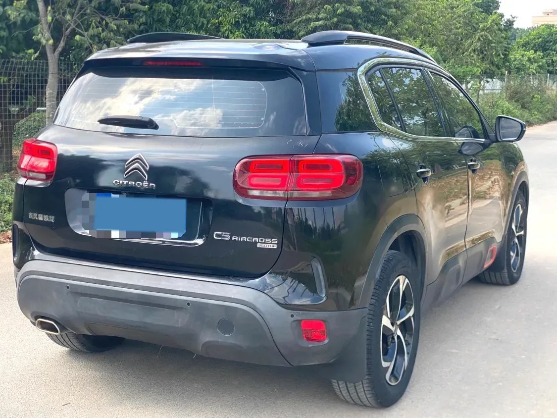 2017 Citroen C5 Aircross 1.6T 167HP L4 6AT,autocango,china used car exporter,china ev exporter,chinese used car exporter,chinese used ev exporter