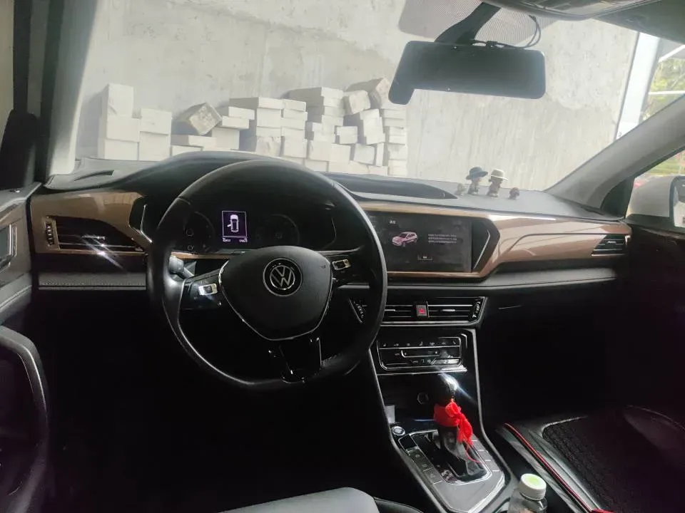 2021 Volkswagen Tharu 1.4T 150HP L4 7DCT,autocango,china used car exporter,china ev exporter,chinese used car exporter,chinese used ev exporter