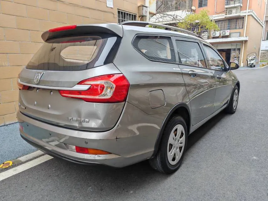 2017 BaoJun 310W 1.5L 112HP L4 6MT,autocango,china used car exporter,china ev exporter,chinese used car exporter,chinese used ev exporter