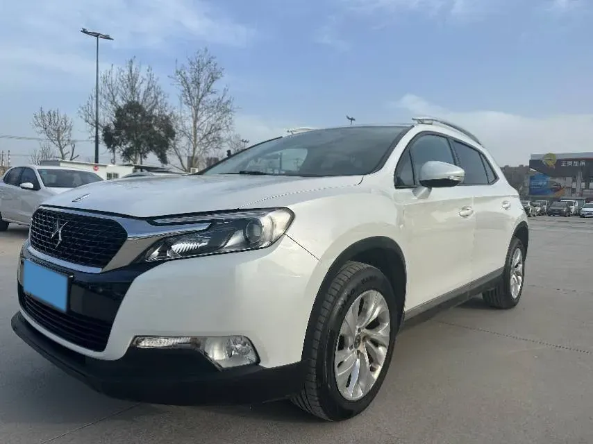 2016 DS 6 1.6T 167HP L4 6AT,autocango,china used car exporter,china ev exporter,chinese used car exporter,chinese used ev exporter