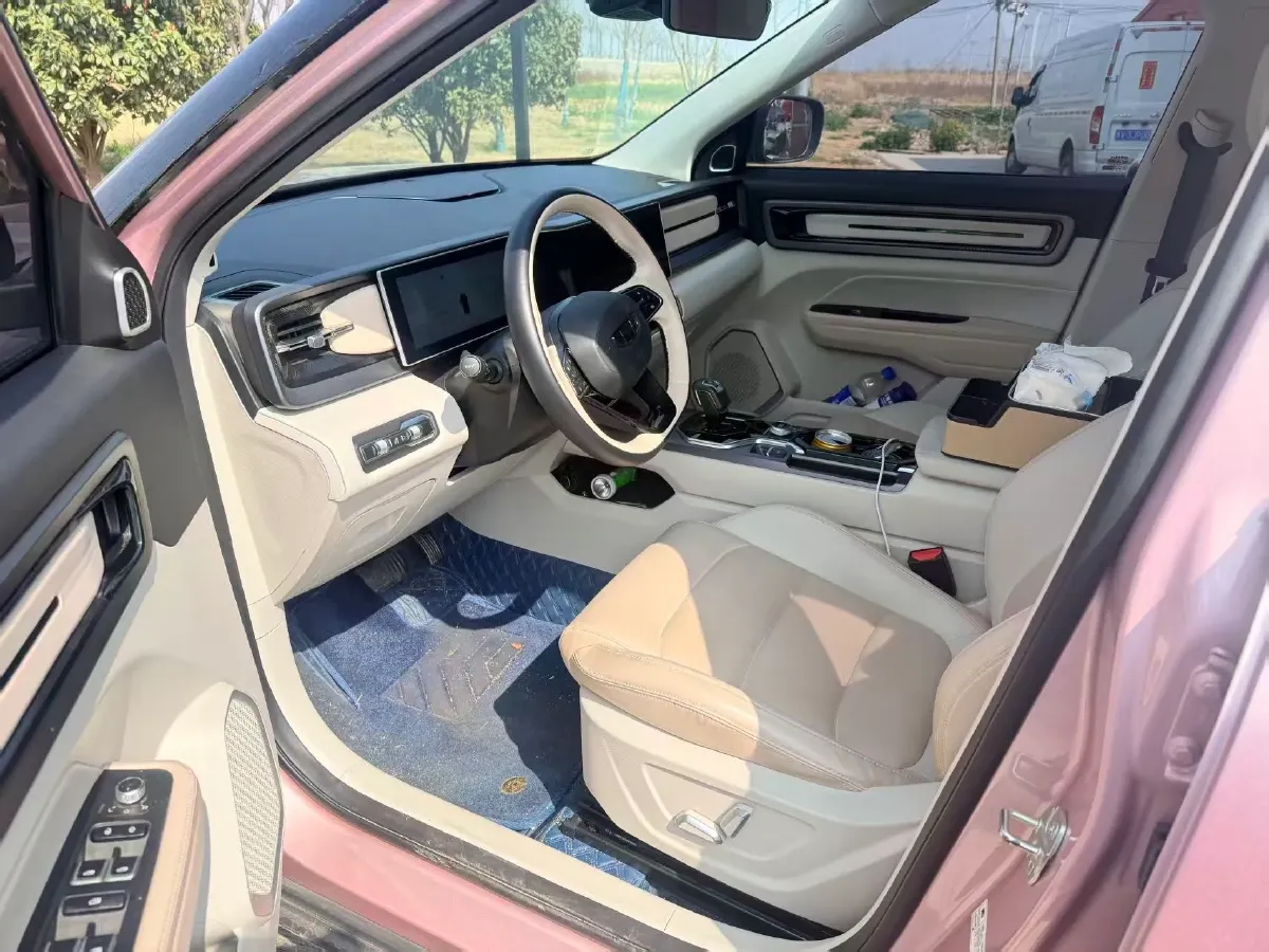 2023 Geely ICON 1.5T 181HP L4 7DCT,autocango,china used car exporter,china ev exporter,chinese used car exporter,chinese used ev exporter