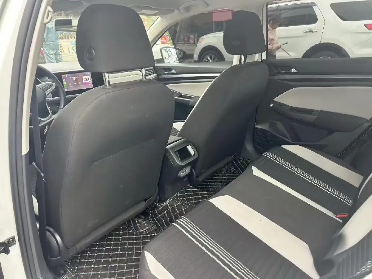 2023 Volkswagen Bora 1.2T 116HP L4 7DCT,autocango,china used car exporter,china ev exporter,chinese used car exporter,chinese used ev exporter