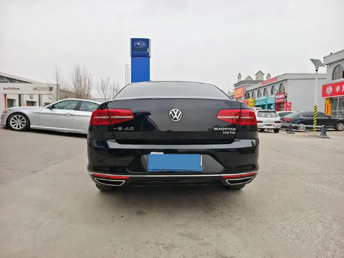2018 Volkswagen Magotan 1.8T 180HP L4 7DCT,autocango,china used car exporter,china ev exporter,chinese used car exporter,chinese used ev exporter