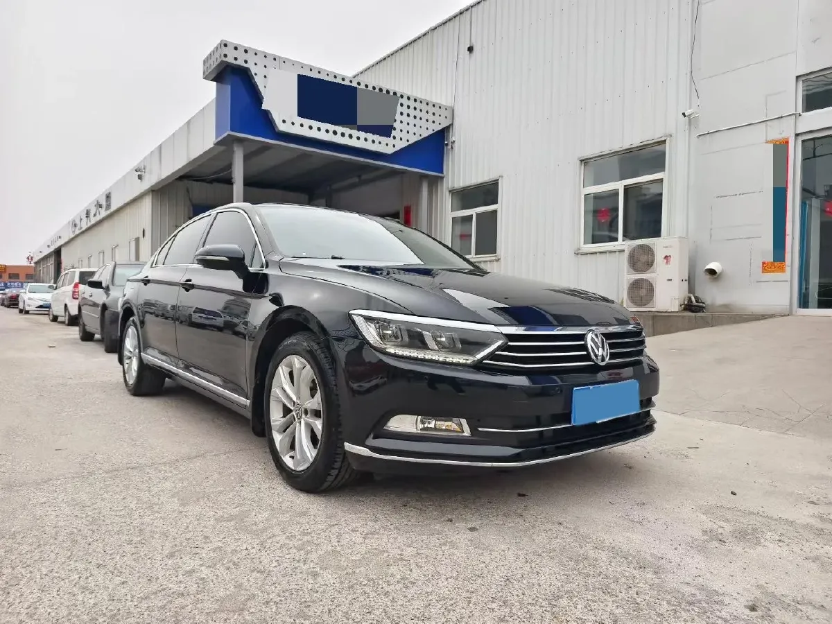 2018 Volkswagen Magotan 1.8T 180HP L4 7DCT,autocango,china used car exporter,china ev exporter,chinese used car exporter,chinese used ev exporter